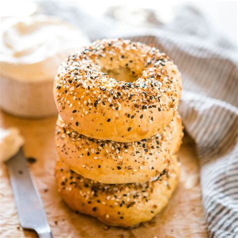 homemade everything bagels recipe.